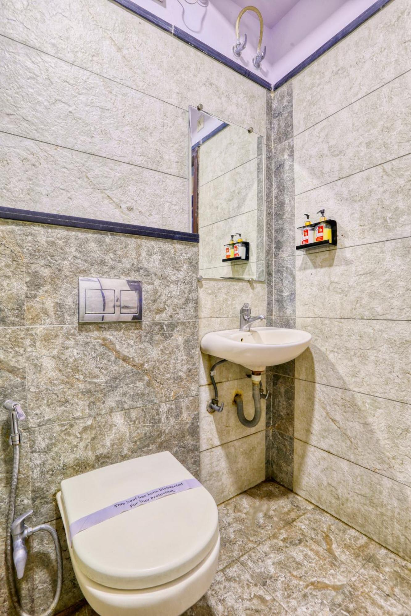 The Ashoka Hotel 3*